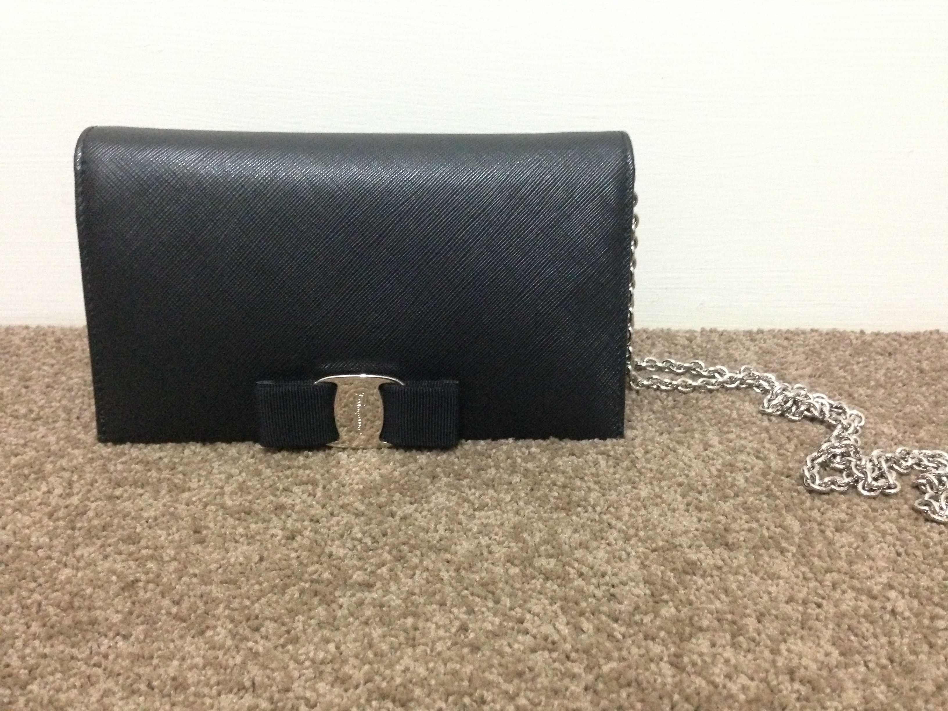 Prada Bow Wallet on Chain